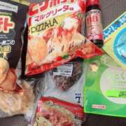 ヒメ日記 2025/11/11 23:42 投稿 斎藤ひとみ 全裸美女からのカゲキな誘惑