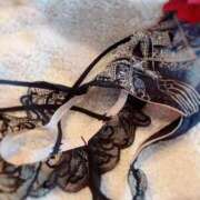 斎藤ひとみ 脱ぎパン 全裸美女からのカゲキな誘惑