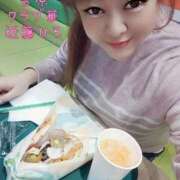 近藤ひろ BLTサンドと野菜ジュースを クラブ華