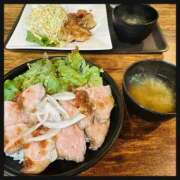 ヒメ日記 2025/09/26 11:23 投稿 辻　はつみ OLピンクコレクション