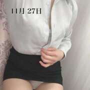 ヒメ日記 2025/12/01 18:43 投稿 辻　はつみ OLピンクコレクション