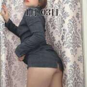 ヒメ日記 2026/01/06 06:13 投稿 辻　はつみ OLピンクコレクション