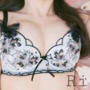 ヒメ日記 2025/04/26 09:53 投稿 りおん 女教師と女子学生