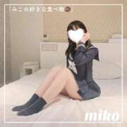 ヒメ日記 2025/04/11 12:35 投稿 御子柴　みこ 妄想する女学生たち 梅田校