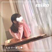 ヒメ日記 2025/04/27 12:43 投稿 御子柴　みこ 妄想する女学生たち 梅田校