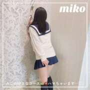 ヒメ日記 2025/04/29 16:03 投稿 御子柴　みこ 妄想する女学生たち 梅田校