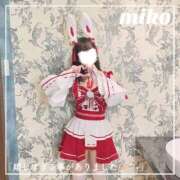 ヒメ日記 2025/08/18 12:26 投稿 御子柴　みこ 妄想する女学生たち 梅田校