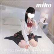 ヒメ日記 2025/10/13 18:56 投稿 御子柴　みこ 妄想する女学生たち 梅田校