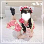 ヒメ日記 2025/10/21 12:36 投稿 御子柴　みこ 妄想する女学生たち 梅田校