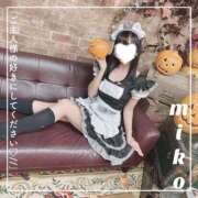 ヒメ日記 2025/10/22 19:31 投稿 御子柴　みこ 妄想する女学生たち 梅田校