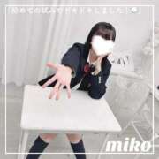 ヒメ日記 2025/10/26 07:06 投稿 御子柴　みこ 妄想する女学生たち 梅田校