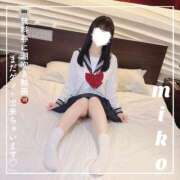 ヒメ日記 2025/11/01 12:46 投稿 御子柴　みこ 妄想する女学生たち 梅田校