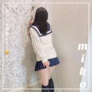 ヒメ日記 2025/11/07 12:26 投稿 御子柴　みこ 妄想する女学生たち 梅田校