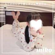 ヒメ日記 2025/11/19 15:16 投稿 御子柴　みこ 妄想する女学生たち 梅田校