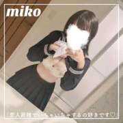 ヒメ日記 2025/12/17 12:27 投稿 御子柴　みこ 妄想する女学生たち 梅田校