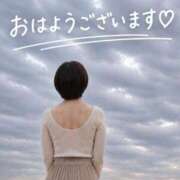 めぐ 曇り空を見ながら☁️ 艶姫（つやひめ）