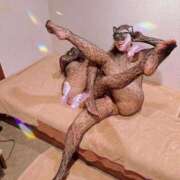 浜崎梨乃 心も身体も満たされる充実の二輪🩷 ハールブルク