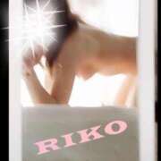 ヒメ日記 2025/10/15 00:40 投稿 リ　コ びしょぬれ潮吹秘書