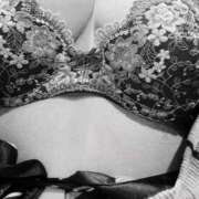 ヒメ日記 2025/12/22 12:45 投稿 藤枝千尋 HANABI(福富町)