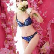 篠田さくらこ ☔️ ホットポイントヴィラ