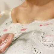 ヒメ日記 2025/12/25 00:41 投稿 りんご アート姫