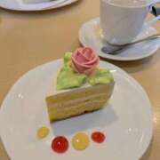 沙也加 🌞🍰 池袋角海老