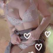 ヒメ日記 2025/07/03 11:23 投稿 らいか もしも素敵な妻が指輪をはずしたら・・・カーラ