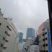 いと 雨降るなんてな 渋谷角海老