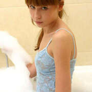 ヒメ日記 2025/08/19 05:06 投稿 ポリーナ 国際援助倶楽部