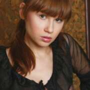 ポリーナ . 国際援助倶楽部