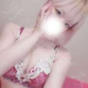 あずみ 🫧お詫びと明日出勤のお知らせ！ 男爵