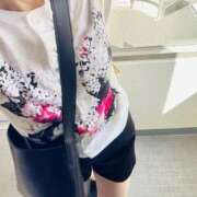 ヒメ日記 2025/10/17 12:52 投稿 広沢 昼顔妻 五反田店