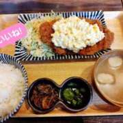 ひかる 🍚🍚🍚 SMAT×SMAT（スマットスマット）