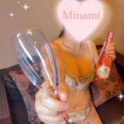 みなみ (Minami) ✐…✉全身お疲れな酒トーク🥃主人公お兄さん♡ 出張メンズエステ RELAX【DIVAグループ】