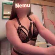 ヒメ日記 2025/11/28 01:35 投稿 ねむ リッチドールパート2梅田店