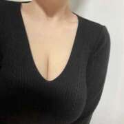 ヒメ日記 2025/11/07 05:53 投稿 りく 逢って30秒で即尺