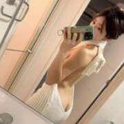 ヒメ日記 2025/06/04 07:28 投稿 優月ゆみか 全裸美女からのカゲキな誘惑