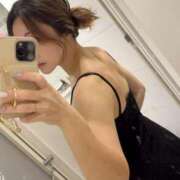 ヒメ日記 2025/07/14 05:42 投稿 優月ゆみか 全裸美女からのカゲキな誘惑