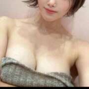 ヒメ日記 2025/09/14 17:52 投稿 優月ゆみか 全裸美女からのカゲキな誘惑