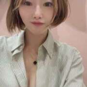 ヒメ日記 2025/11/21 09:42 投稿 優月ゆみか 全裸美女からのカゲキな誘惑