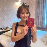 ヒメ日記 2026/01/02 08:52 投稿 優月ゆみか 全裸美女からのカゲキな誘惑