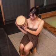 ヒメ日記 2026/01/18 08:46 投稿 優月ゆみか 全裸美女からのカゲキな誘惑