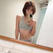 ヒメ日記 2026/05/06 06:58 投稿 優月ゆみか 全裸美女からのカゲキな誘惑