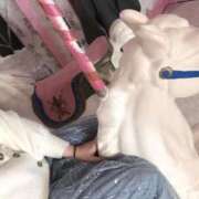 小倉　あずき お誘いありがとう♡ OLピンクコレクション