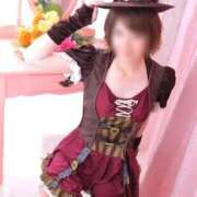 とも 透き通るような素肌!! 明日出勤します(*^^*) ウエスト・コム