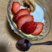 大槻　あみ☆超癒し系美女 プリンアラモード ～地元厳選美女がお出迎え～私の部屋にキテネ！トレビの泉