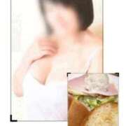 あゆ おはようございます☆ 完熟ばなな 上野店