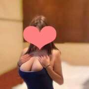 【ゆうり】爆乳潮吹き生徒 出勤予定💓 コーチと私と、ビート板･･･