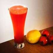 三好 目が赤い 人妻風俗チャンネル