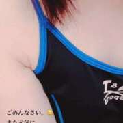 ヒメ日記 2025/10/31 13:13 投稿 【ちえみ】小柄でクビレばっちり コーチと私と、ビート板･･･